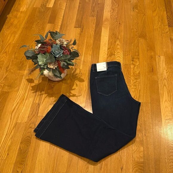 Petite KANCAN Wide Leg Button Front Dark Jeans - 13/30 - NWT - Picture 1 of 10